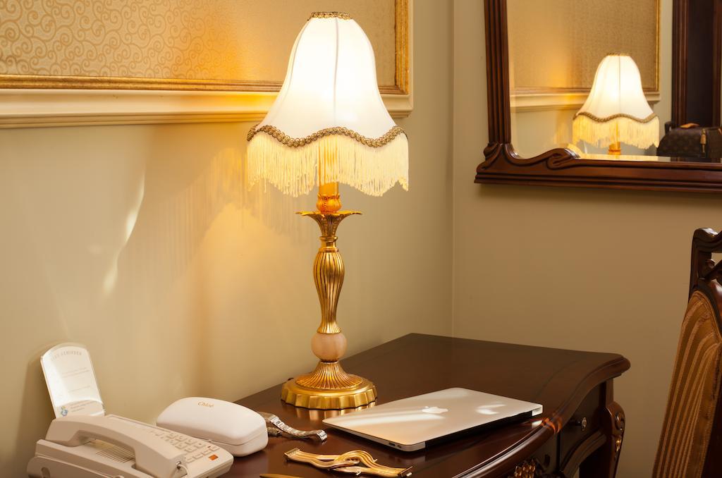 Staro Hotel Kiev Dış mekan fotoğraf
