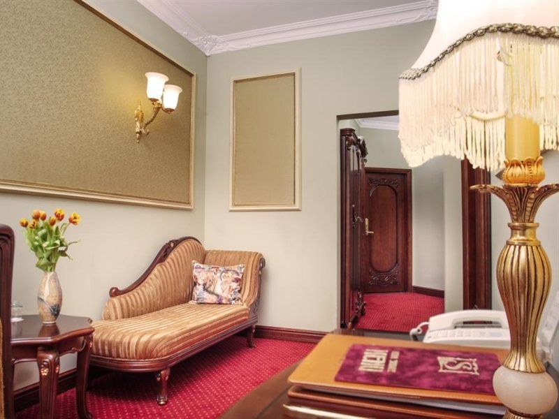 Staro Hotel Kiev Dış mekan fotoğraf