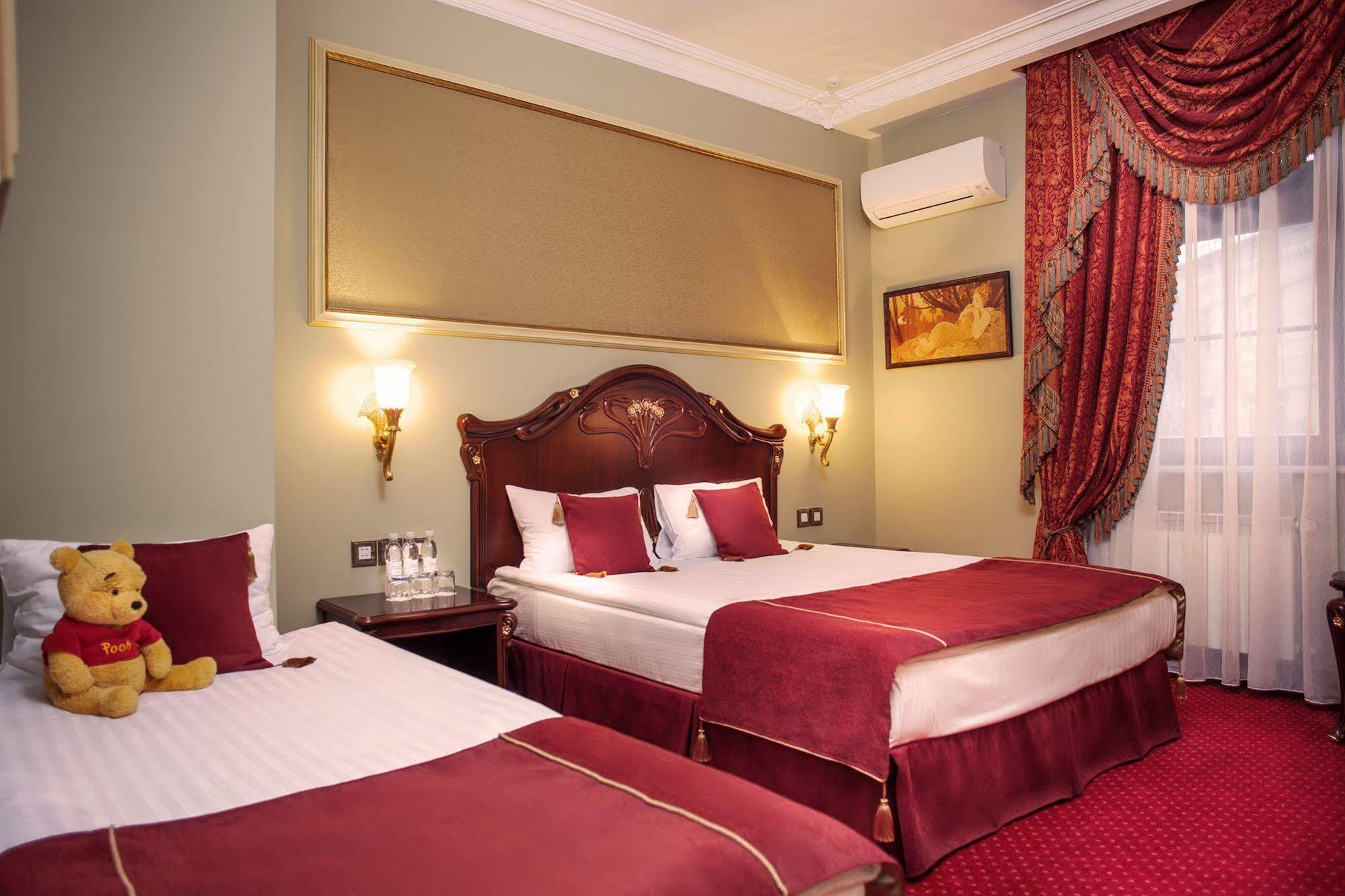 Staro Hotel Kiev Dış mekan fotoğraf