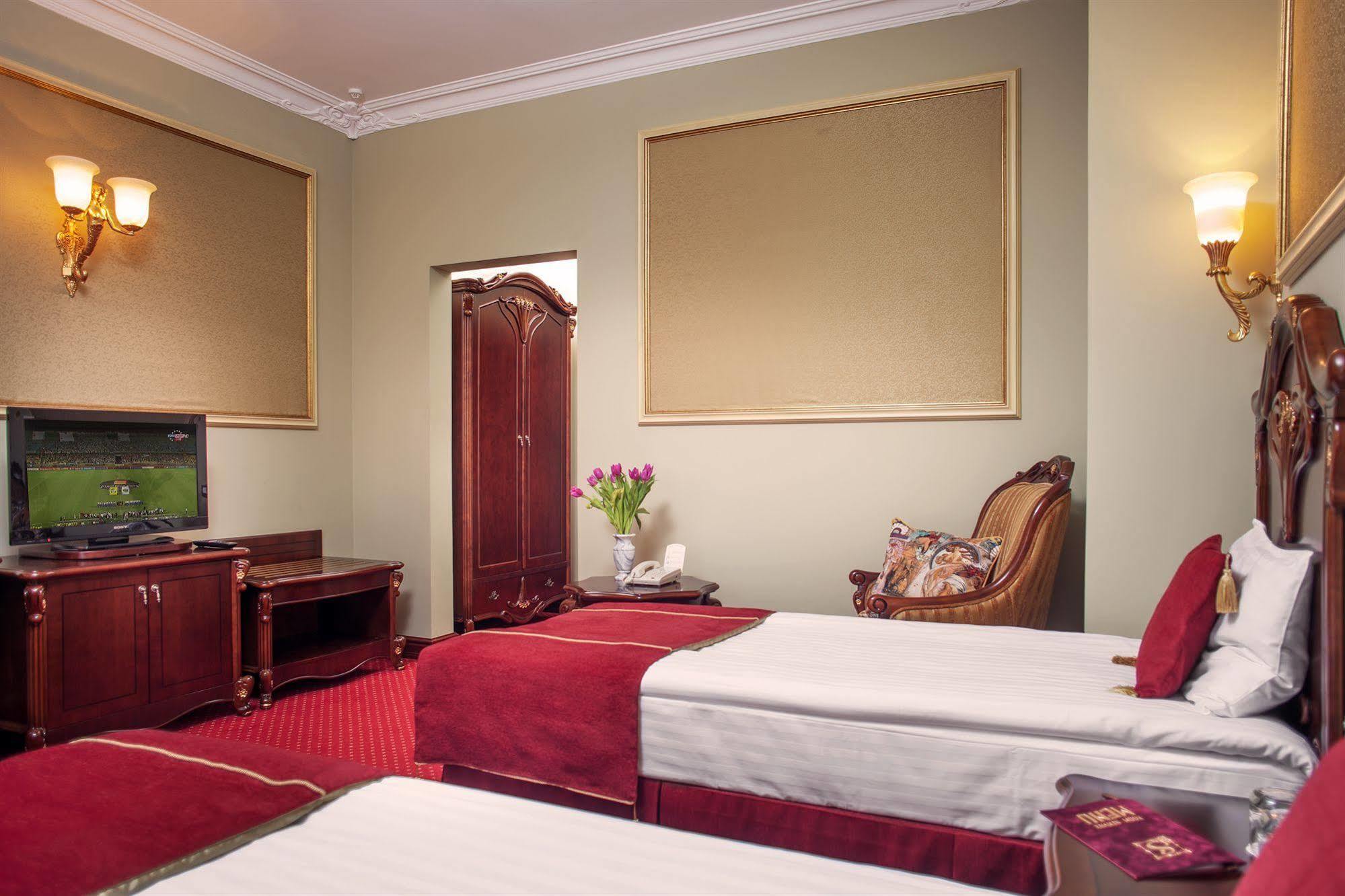 Staro Hotel Kiev Dış mekan fotoğraf