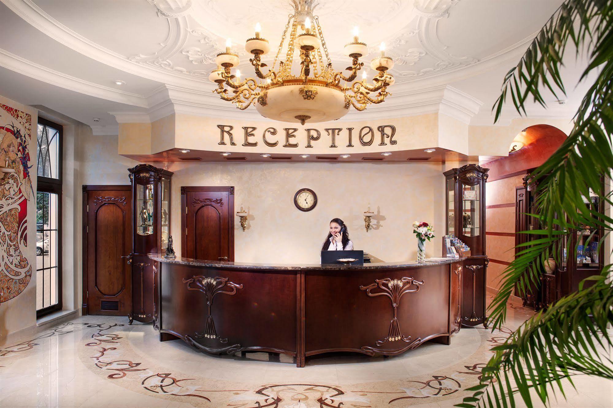 Staro Hotel Kiev Dış mekan fotoğraf